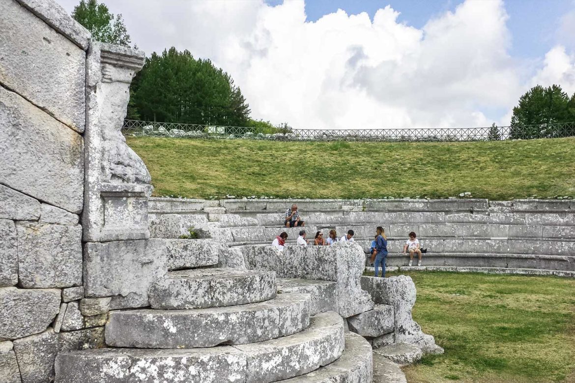 Un itinerario nell'Alto Molise: Pietrabbondante, Vastogirardi, ed Agnone … con Federico e Sveva!